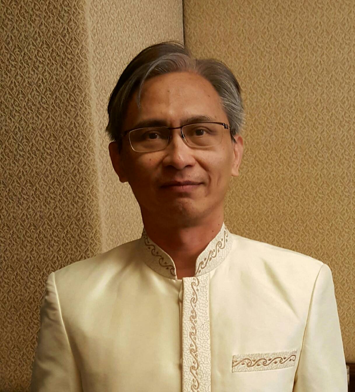 Somchai Amornyotin, MD