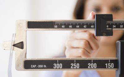Maternal Body-Mass-Index and Socioeconomic Factors Predict Gestational Duration and Birth Weight: A Cross-Sectional Study from India
