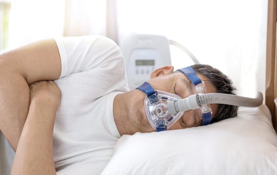 Five Year Compliance to Positive Airway Pressure in Patients with Sleep Apnea Syndrome