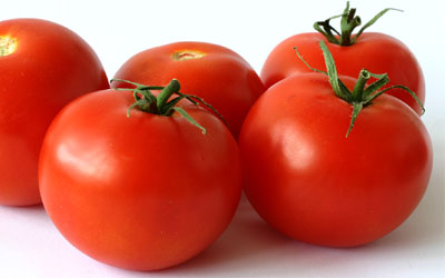 Qualityâ€™s Attributes of Tomato Conducted under Greenhouse in Relation to Climatic Conditions